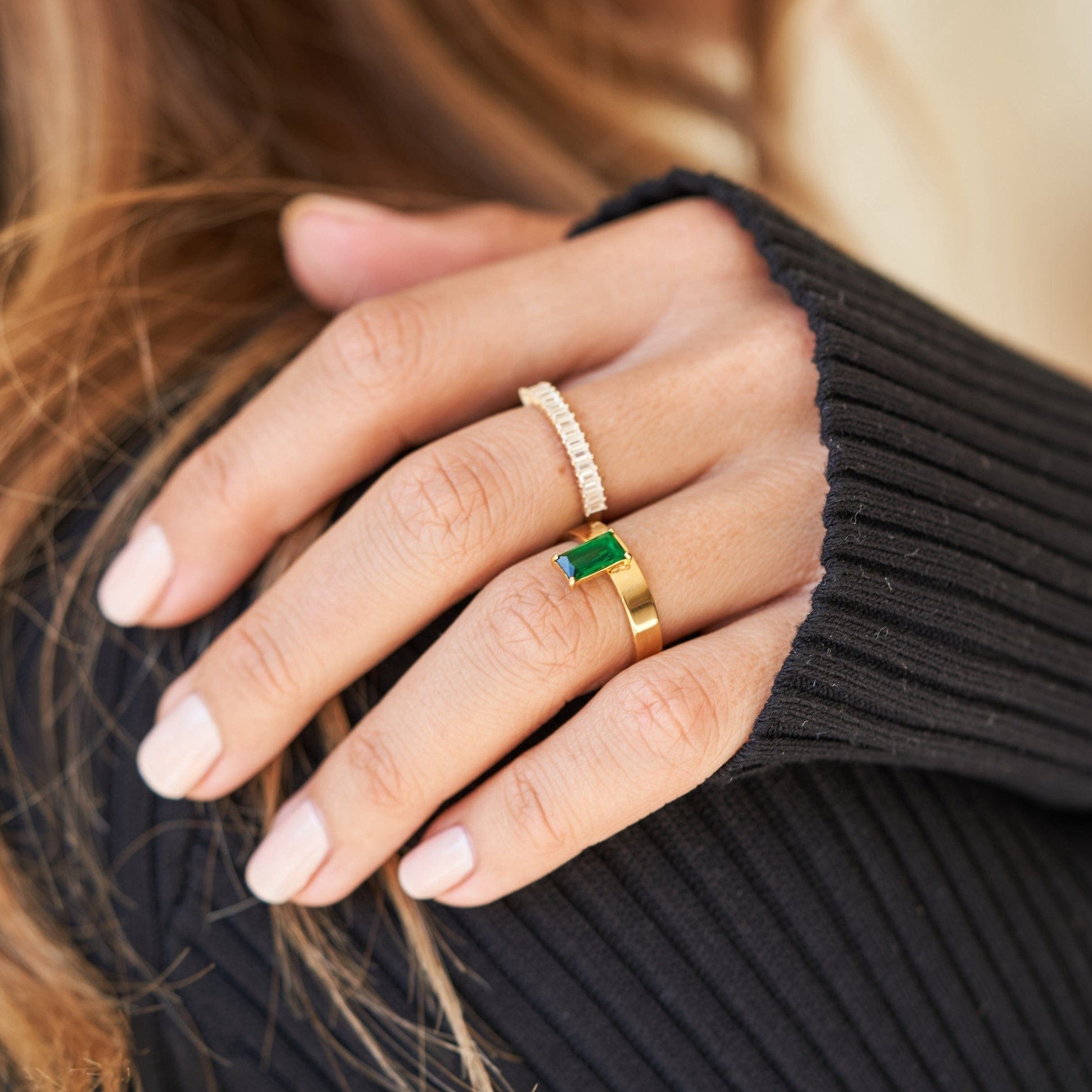 Stand Tall Emerald Ring Rings IceLink-RAN   